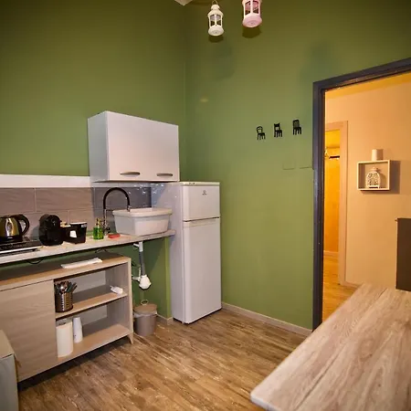 Art Colosseo Apartment *