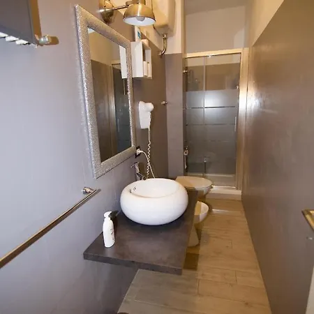 Art Colosseo Apartment *